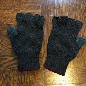 Jo Gordon Fingerless Wool Gloves